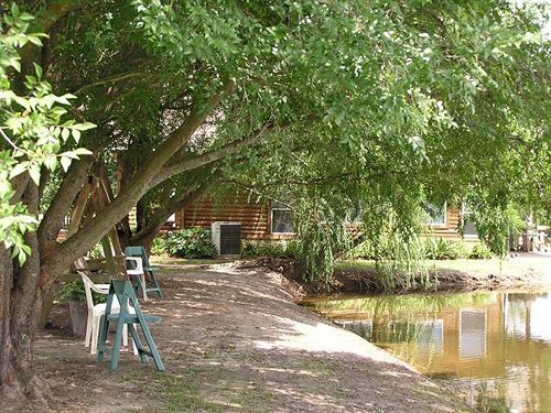 Shalom House Bed And Breakfast Tifton Bagian luar foto
